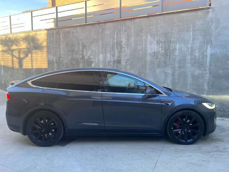 Usata Tesla Model X 136 kW (185 CV) 2019 Grigio SUV