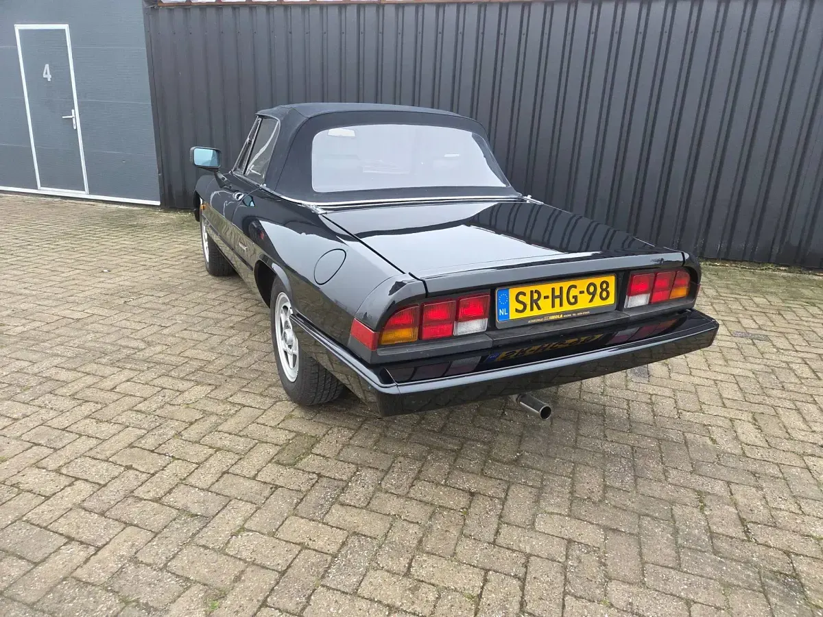 Usata Alfa Romeo Spider 117 CV (86 kW) 1988 Nero Cabrio