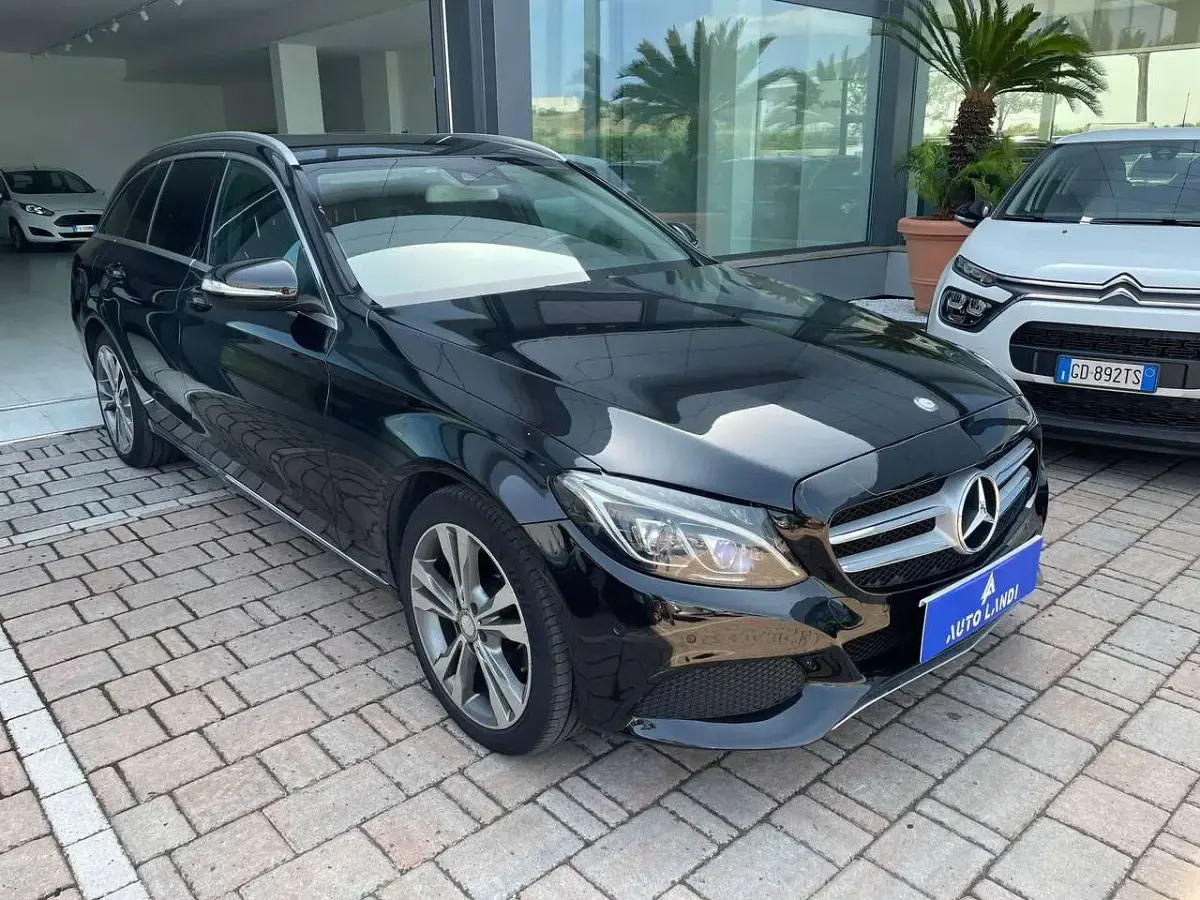Usata Mercedes C220 Executive 170 CV (125 kW) 2015 Nero Station wagon