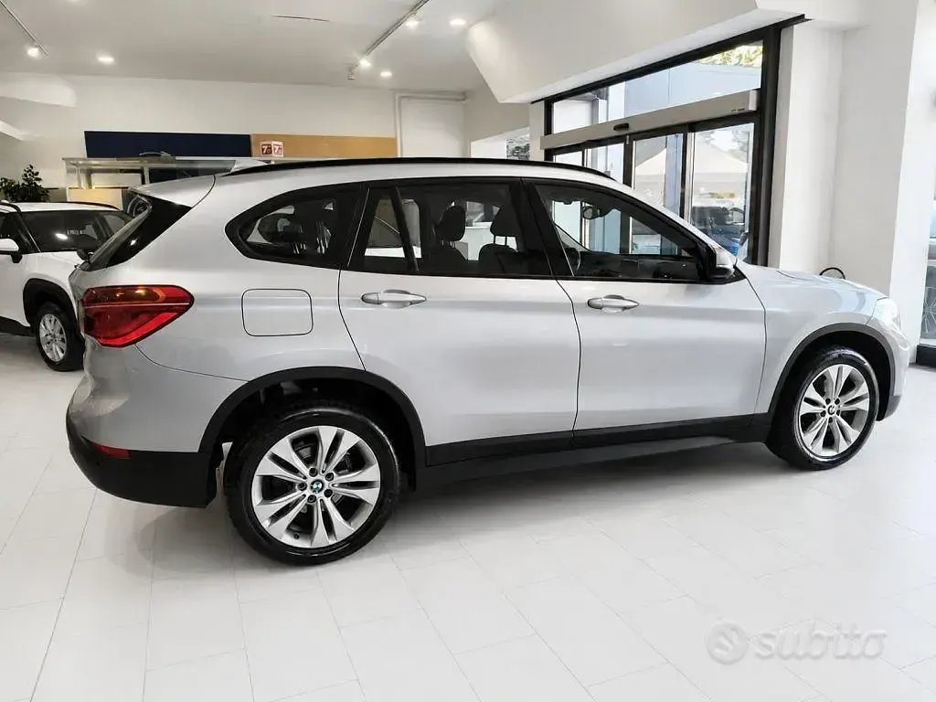 Usata BMW X1 140 CV (102 kW) 2019 Grigio SUV