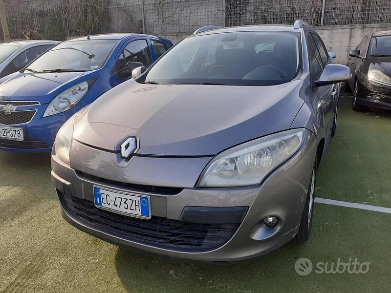 Usata Renault Mégane Dynamique 110 CV (80 kW) 2010 Grigio Berlina