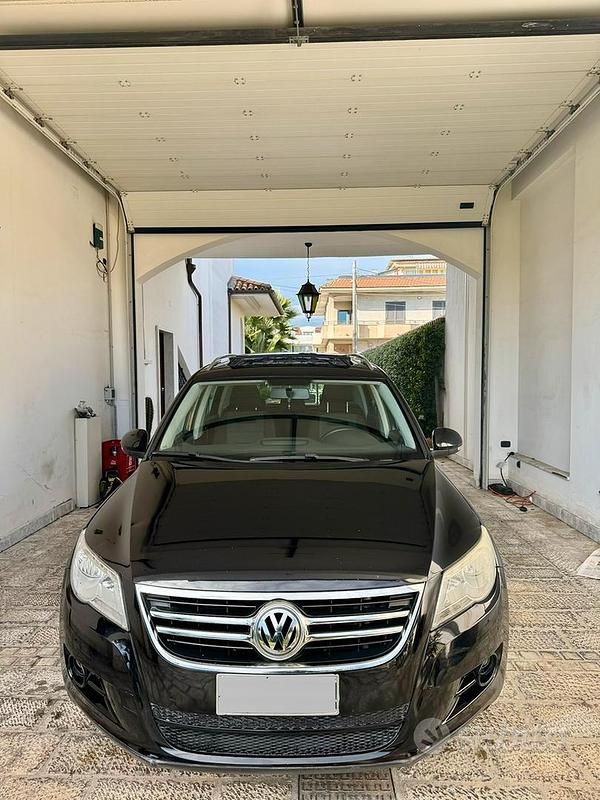 Usata VW Tiguan Sport 140 CV (102 kW) 2007 Nero SUV