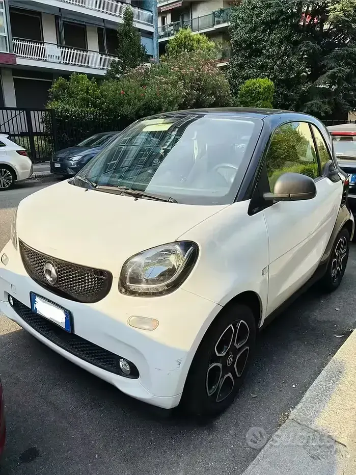Usata Smart ForTwo Coupé 71 CV (52 kW) 2017 Bianco Coupé