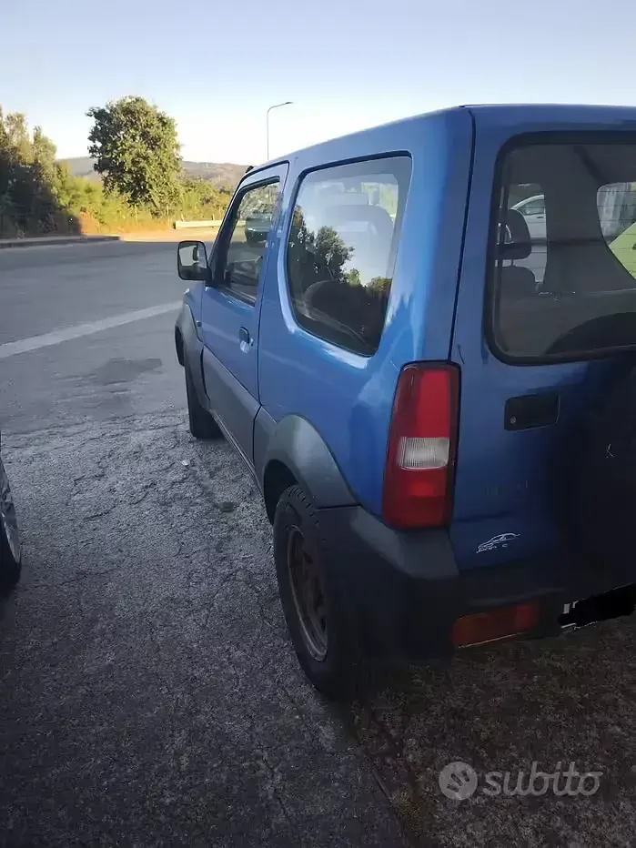 Usata Suzuki Jimny 80 CV (58 kW) 1999 Bluazzurro SUV