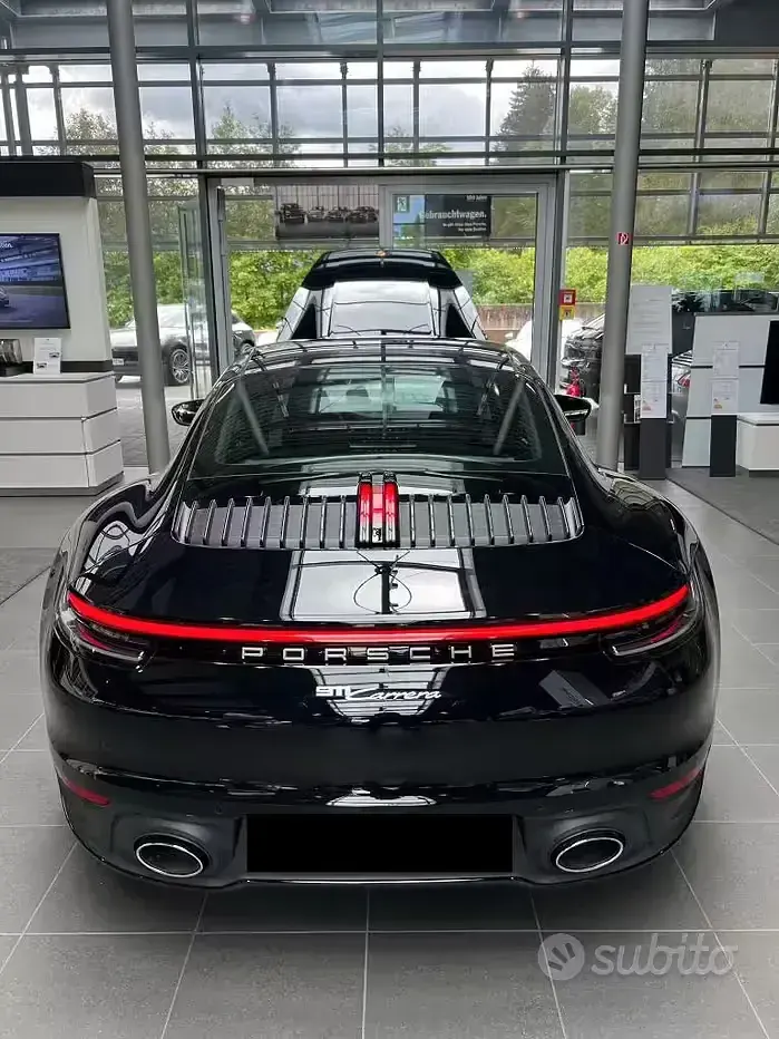 Usata Porsche 911 Carrera 385 CV (283 kW) 2022 Nero Coupé
