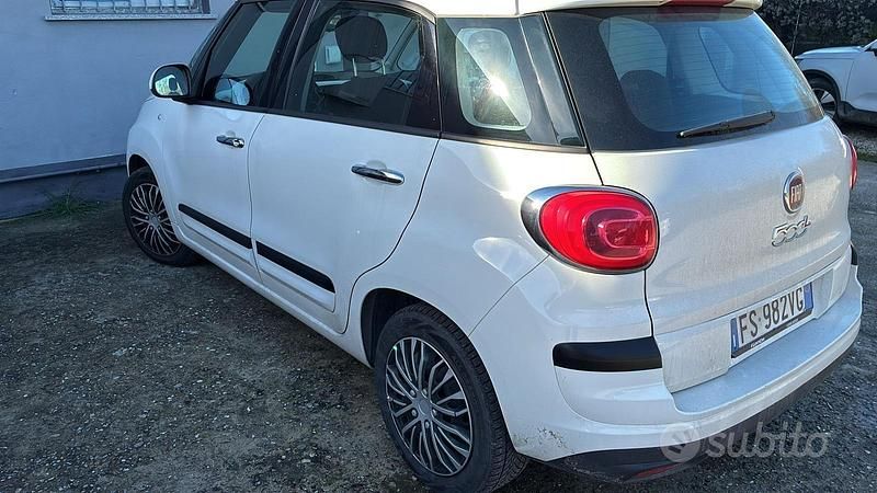 Usata Fiat 500L Pop 95 CV (69 kW) 2018 Bianco Monovolume