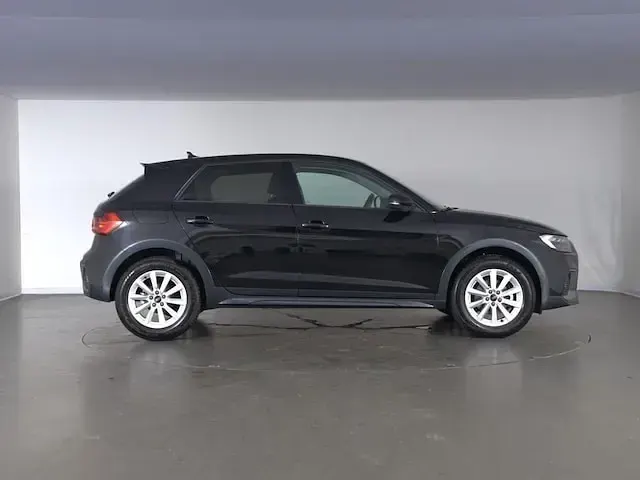 Usata Audi A1 Design 116 CV (85 kW) 2025 Nero mito metallizzato SUV
