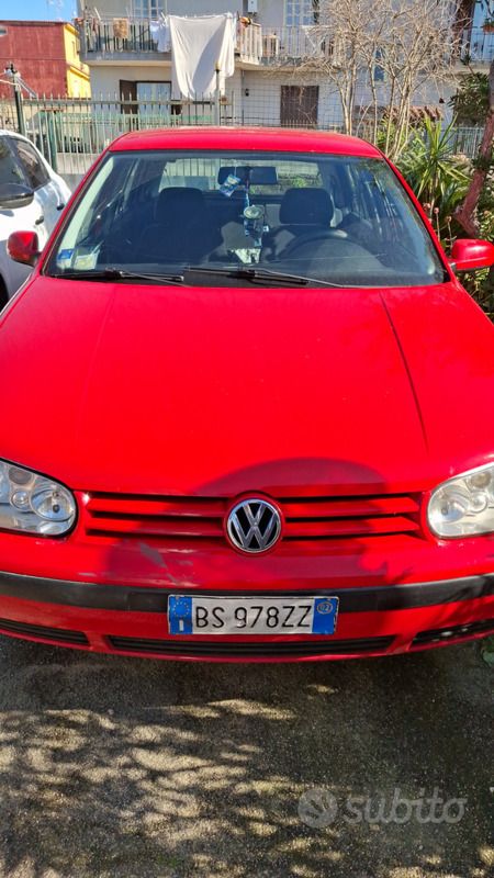 Usata VW Golf IV 100 CV (73 kW) 1998 Rosso Berlina