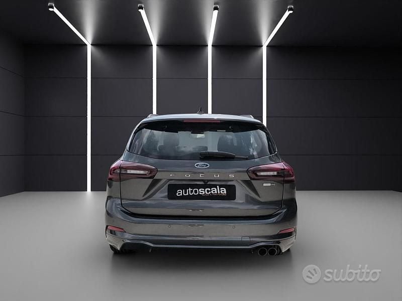 Usata Ford Focus ST-Line 125 CV (91 kW) 2023 Grigio Berlina