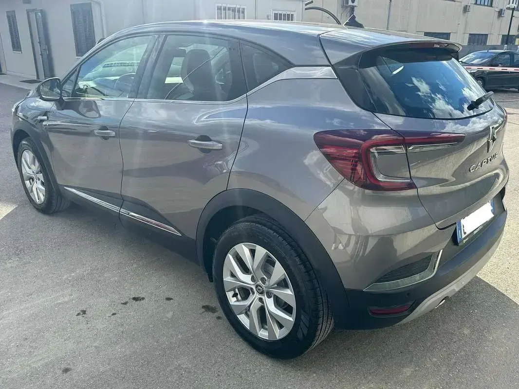 Usata Renault Captur Intens 116 CV (85 kW) 2020 Grigio SUV