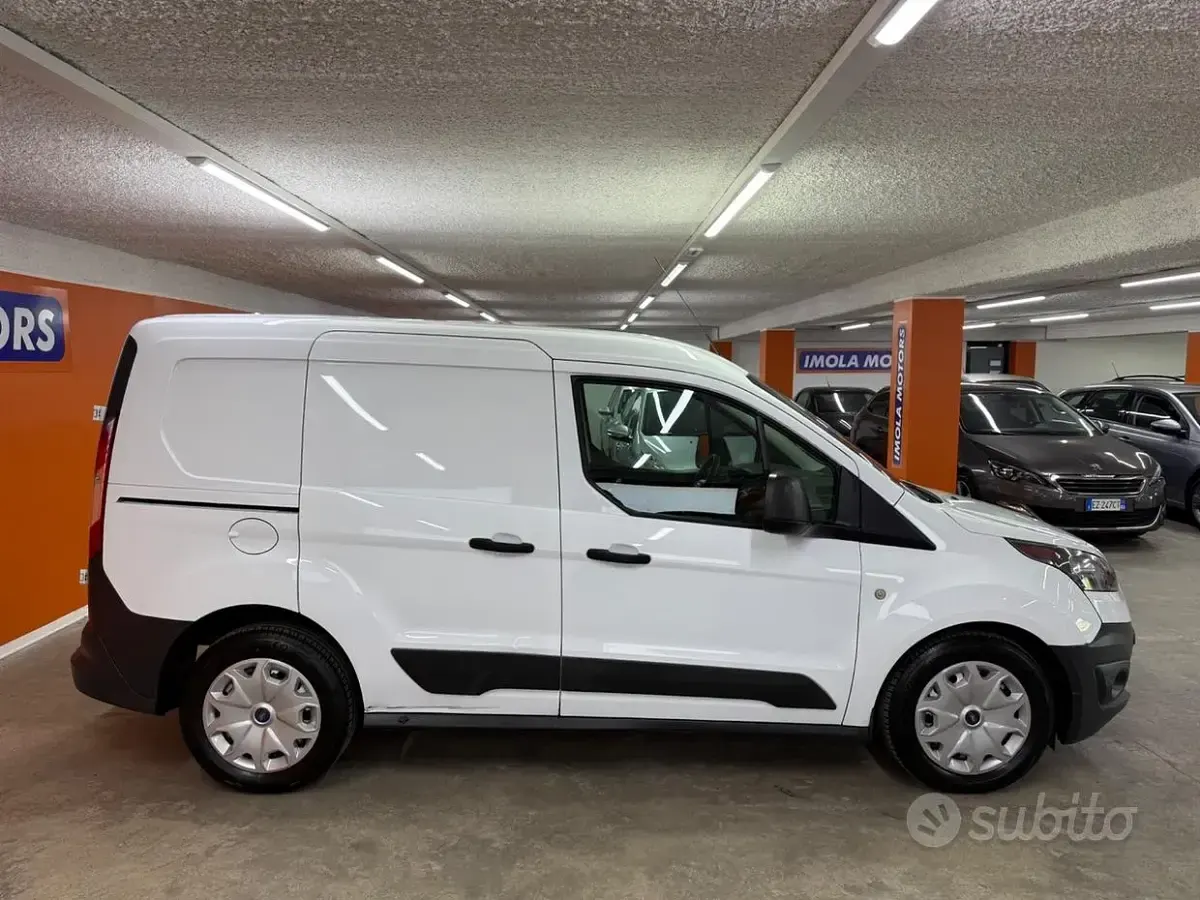 Usata Ford Transit Connect 101 CV (74 kW) 2018 Bianco Monovolume