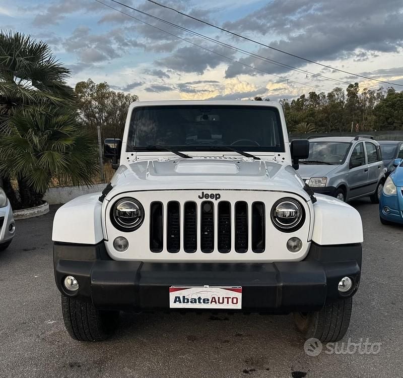 Usata Jeep Wrangler Unlimited 200 CV (147 kW) 2015 Bianco SUV