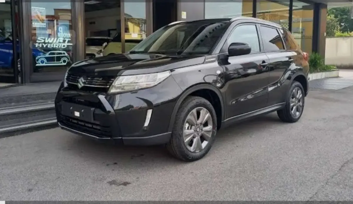 Usata Suzuki Vitara Cool 129 CV (94 kW) 2025 SUV