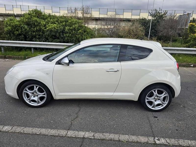 Gebraucht Alfa Romeo MiTo Distinctive 120 PS (88 kW) 2011 Kleinwagen
