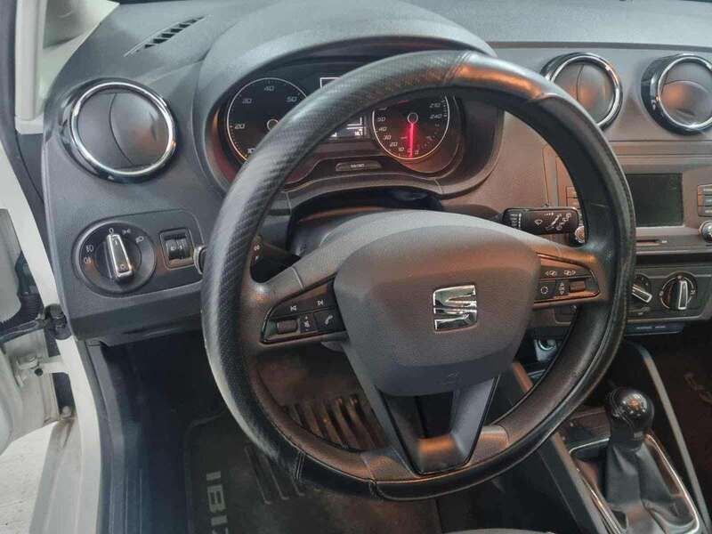 Usata Seat Ibiza ST CONNECT 90 CV (66 kW) 2015 Bianco Station wagon