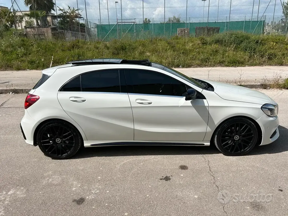 Usata Mercedes A180 Premium 109 CV (80 kW) 2017 Bianco Berlina