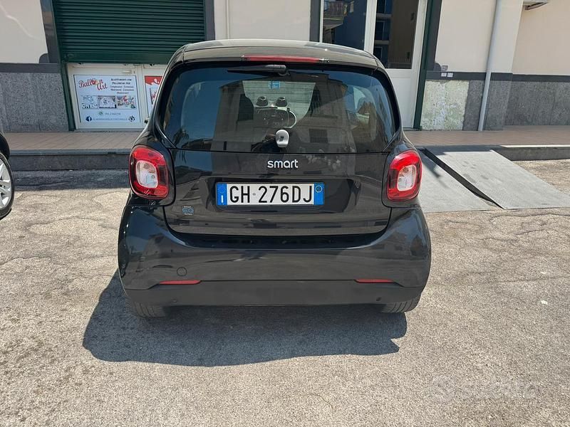Usata Smart ForTwo Coupé Passion 2022 Nero Utilitaria