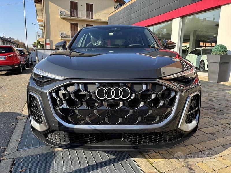 Nuova Audi Q5 Ambiente 204 CV (150 kW) 2025 Grigio SUV