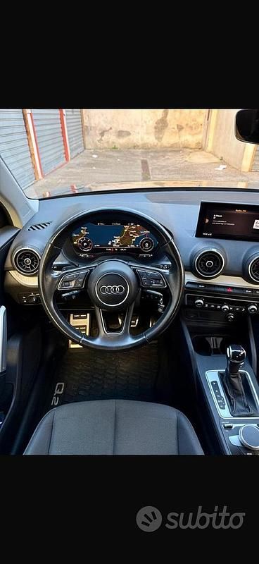 Nero Usata 2022 Audi Q2 Business SUV | 26.850 € (Buon prezzo) - Immagine 1/4