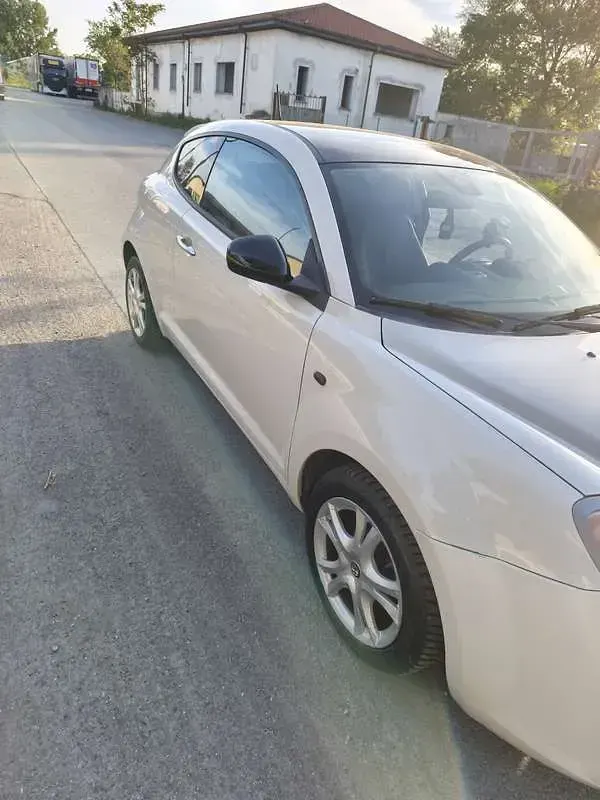 Usata Alfa Romeo MiTo 105 CV (77 kW) 2013 Utilitaria