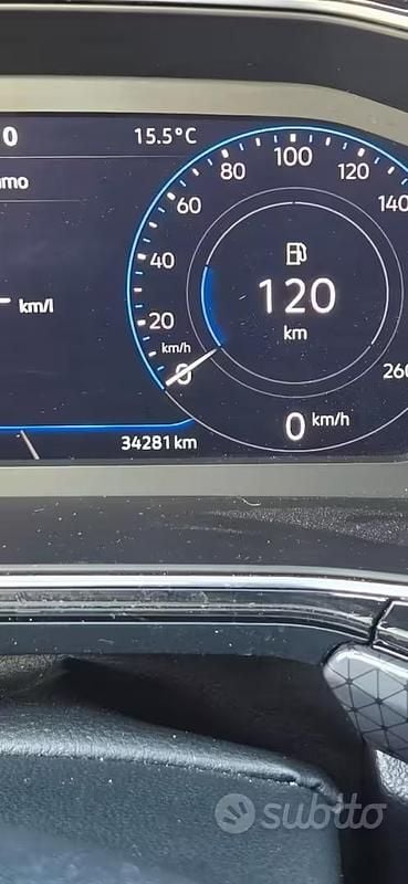 Usata VW T-Cross 110 CV (80 kW) 2022 Verde SUV