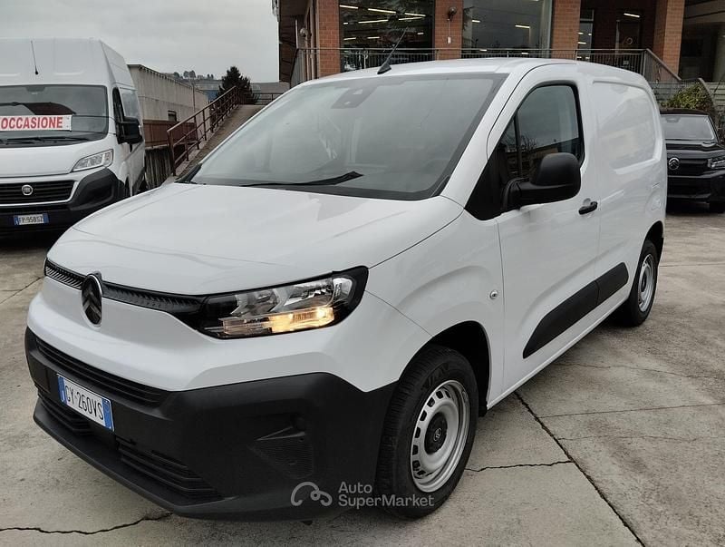Usata Citroën Berlingo 102 CV (75 kW) 2025 Bianco Monovolume