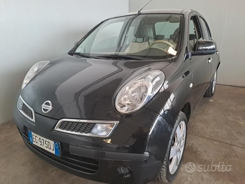 Usata Nissan Micra 78 CV (57 kW) 2010 Nero Utilitaria