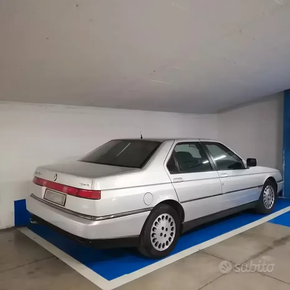 Usata Alfa Romeo 164 144 CV (105 kW) 1996 Grigio Berlina