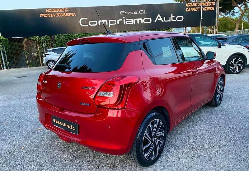 Usata Suzuki Swift 83 CV (61 kW) 2021 Rosso Berlina