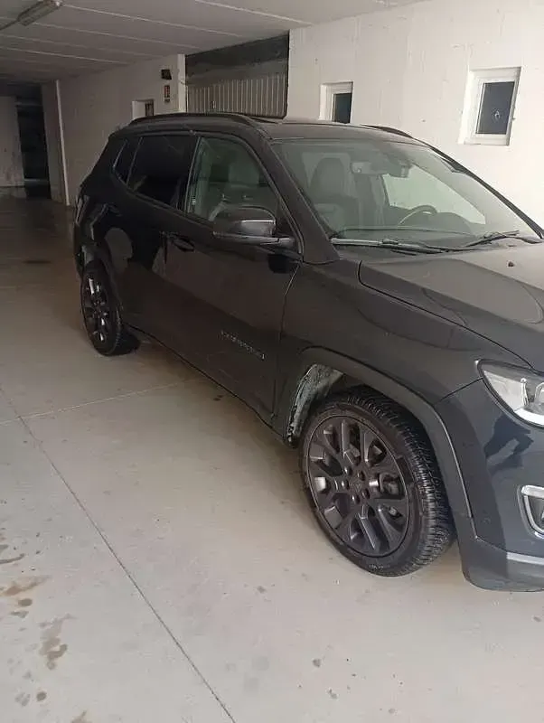 Usata Jeep Compass 150 CV (110 kW) 2021 Nero SUV