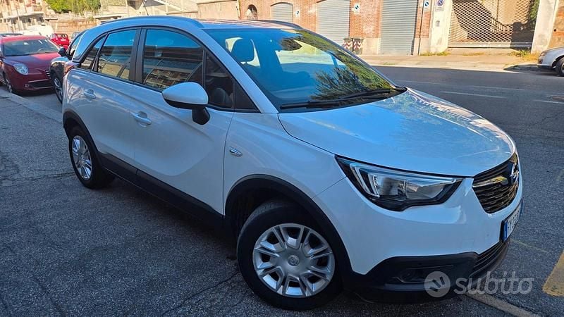 Usata Opel Crossland X Innovation 102 CV (75 kW) 2020 Bianco SUV
