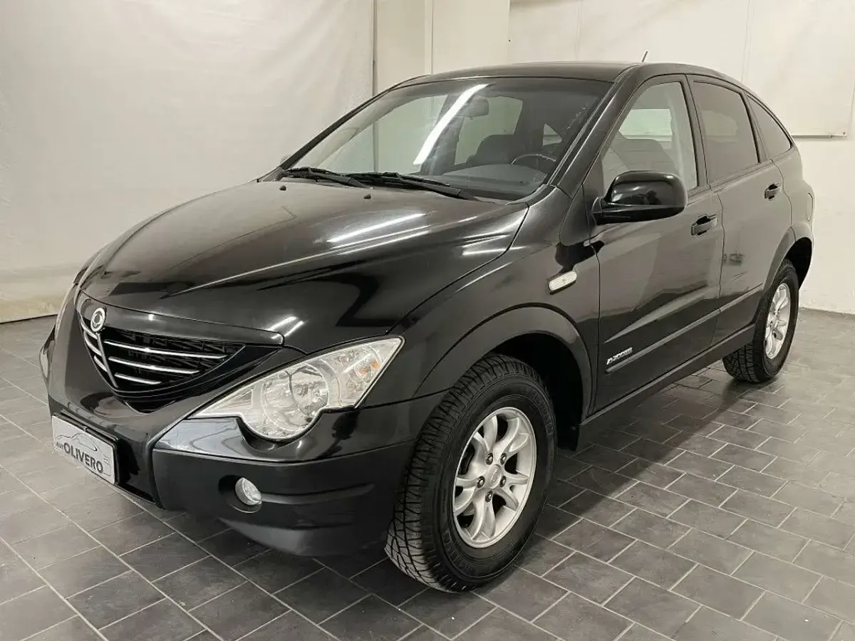 Usata SsangYong Actyon 141 CV (103 kW) 2007 Nero SUV