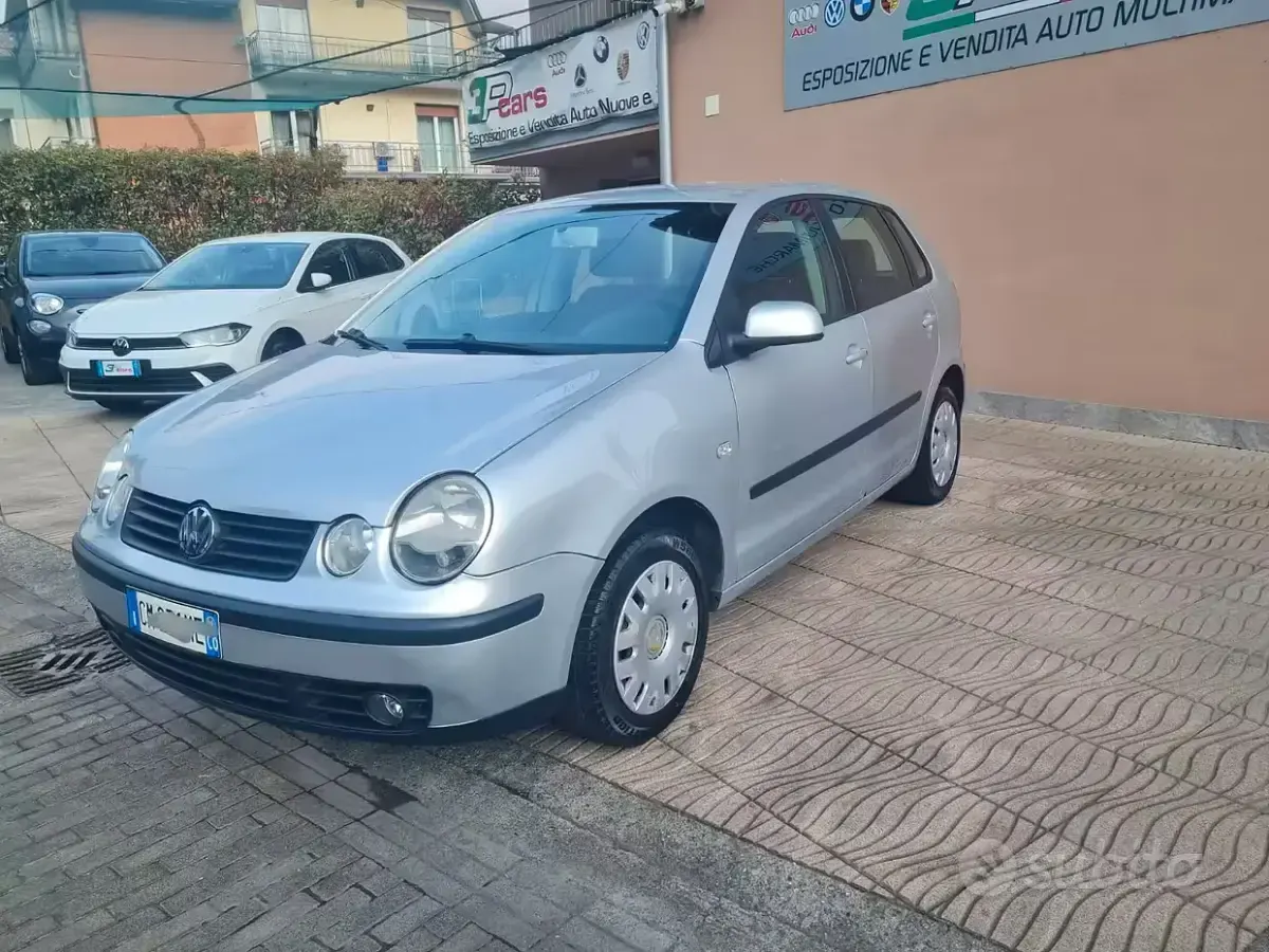 Occasion VW Polo 64 ch (47 kW) 2004 Gris Citadine