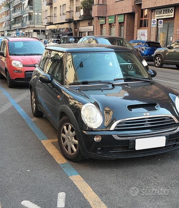 Usata Mini ONE 90 CV (66 kW) 2006 Nero Utilitaria