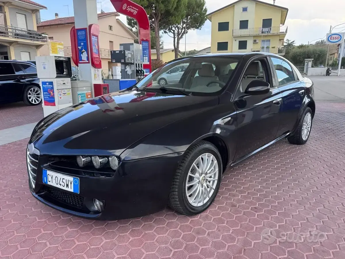 Usata Alfa Romeo 159 120 CV (88 kW) 2006 Nero Berlina