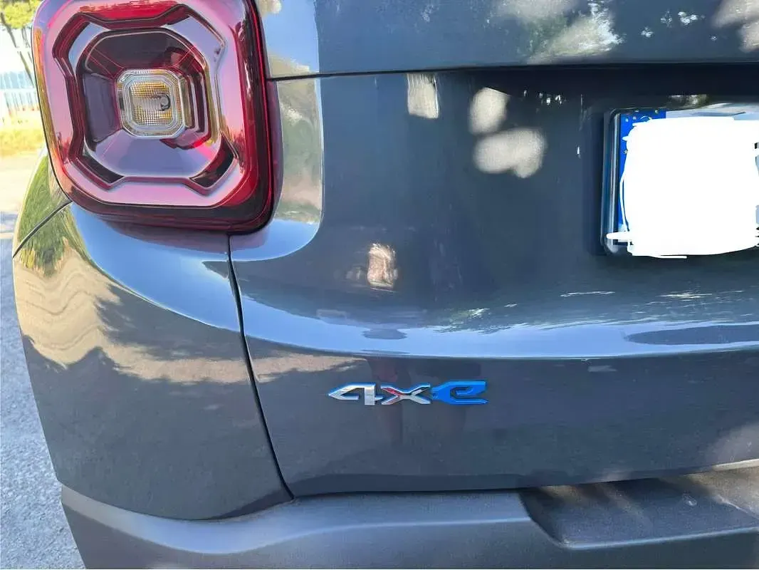 Usata Jeep Renegade Limited 131 CV (96 kW) 2024 Grigio SUV