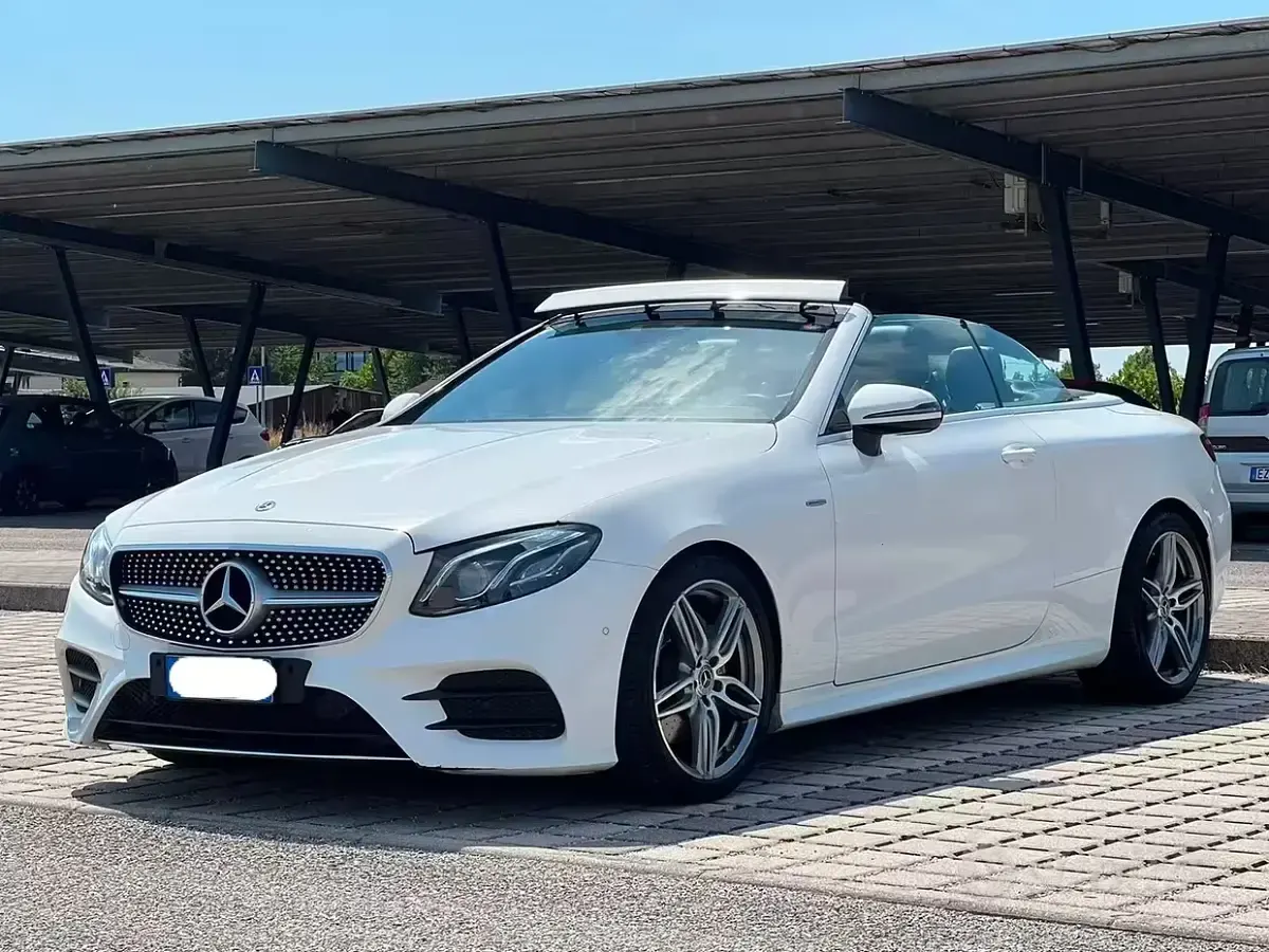 Usata Mercedes E220 Premium 194 CV (142 kW) 2018 Bianco Cabrio