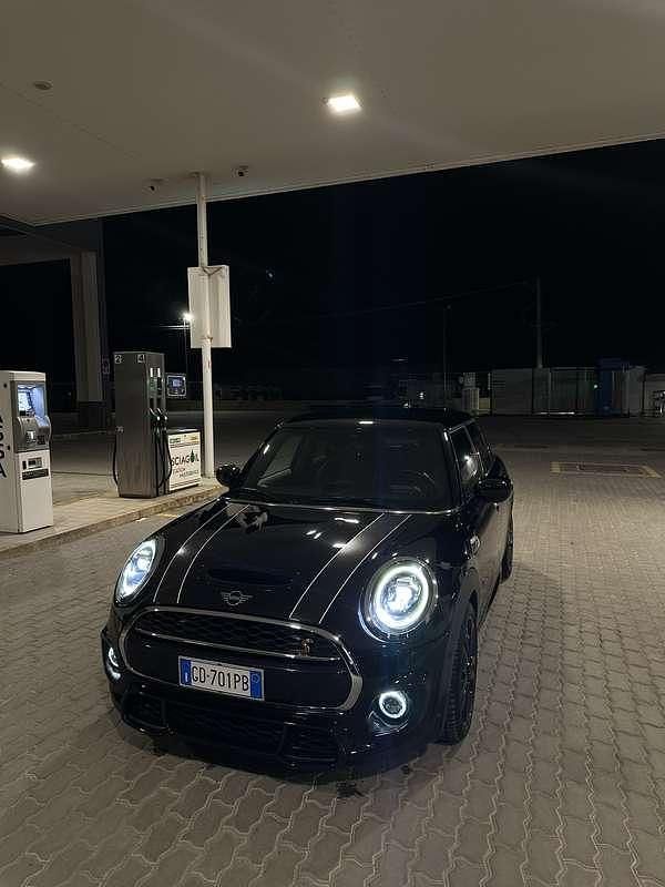 Usata Mini John Cooper Works 178 CV (130 kW) 2021 Utilitaria
