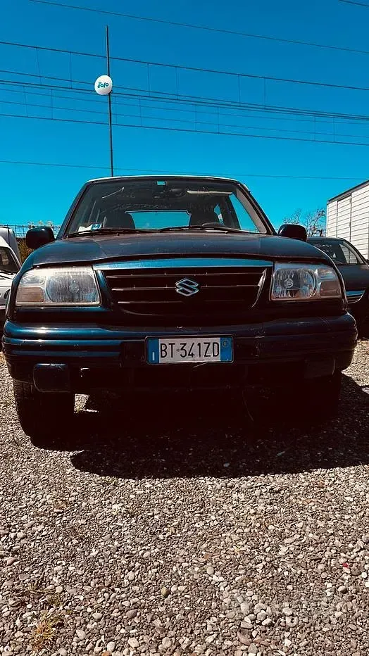 Usata Suzuki Grand Vitara 94 CV (69 kW) 2001 Blu Cabrio