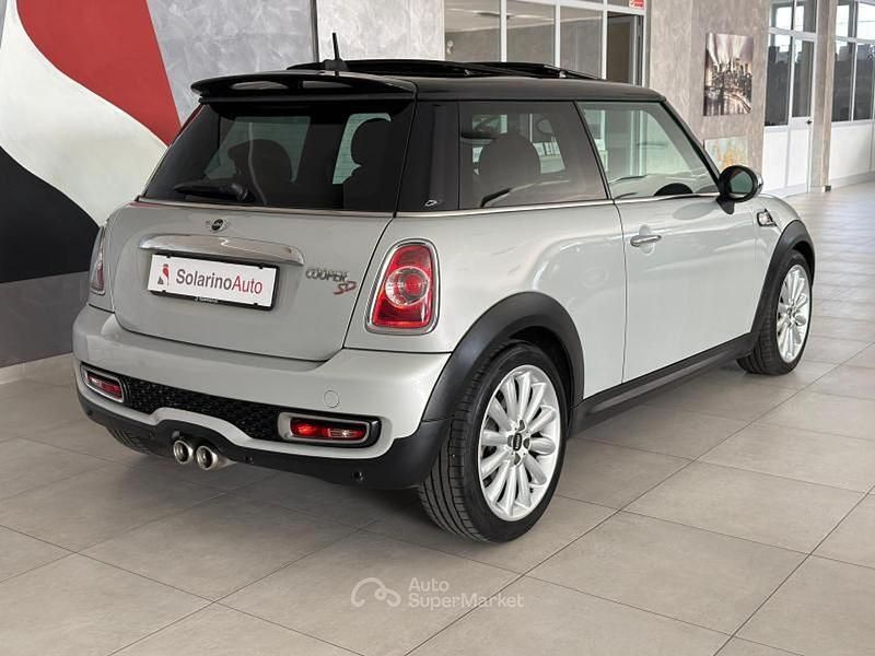 Usata Mini John Cooper Works 143 CV (105 kW) 2011 Argento Utilitaria