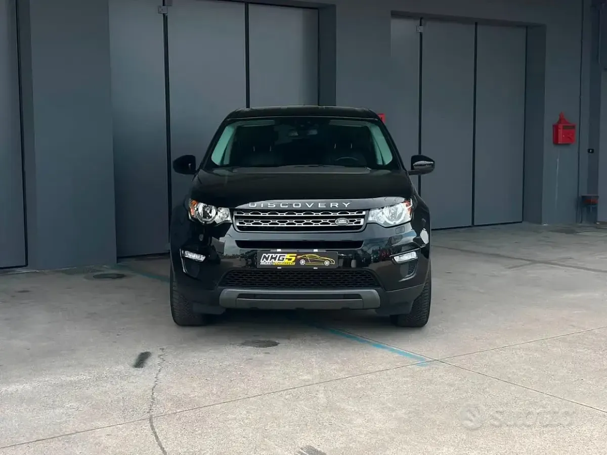 Usata Land Rover Discovery Sport SE 150 CV (110 kW) 2017 Nero SUV