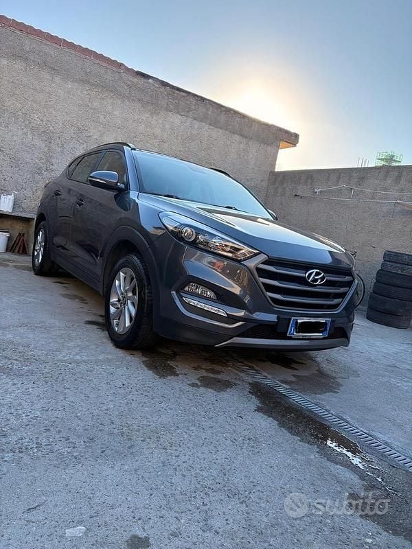 Usata Hyundai Tucson 116 CV (85 kW) 2018 Grigio SUV