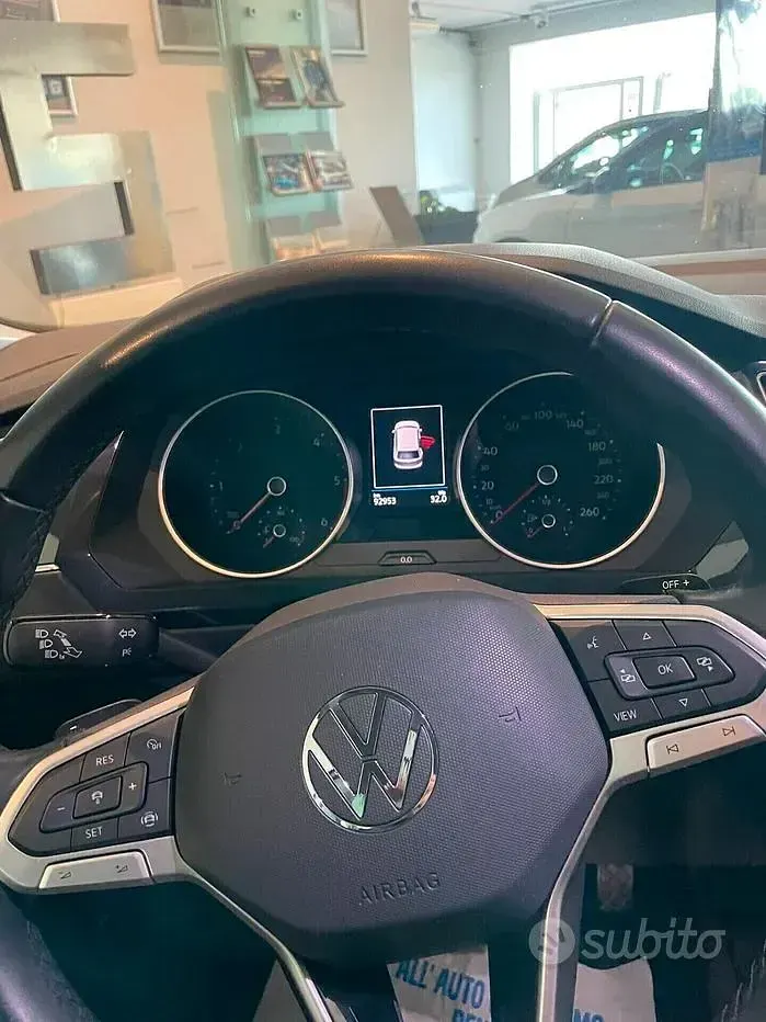 Usata VW Tiguan Elegance 150 CV (110 kW) 2023 Bianco SUV