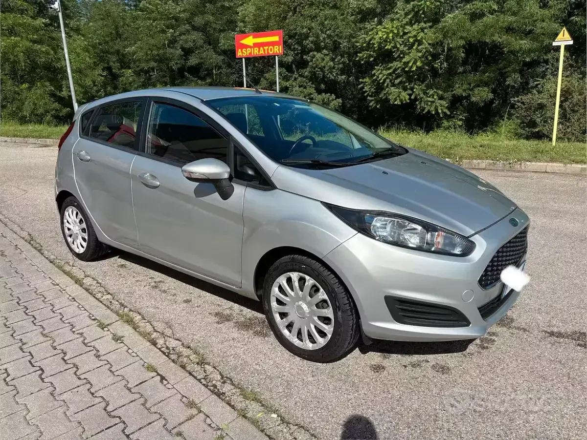 Usata Ford Fiesta 85 CV (62 kW) 2017 Utilitaria