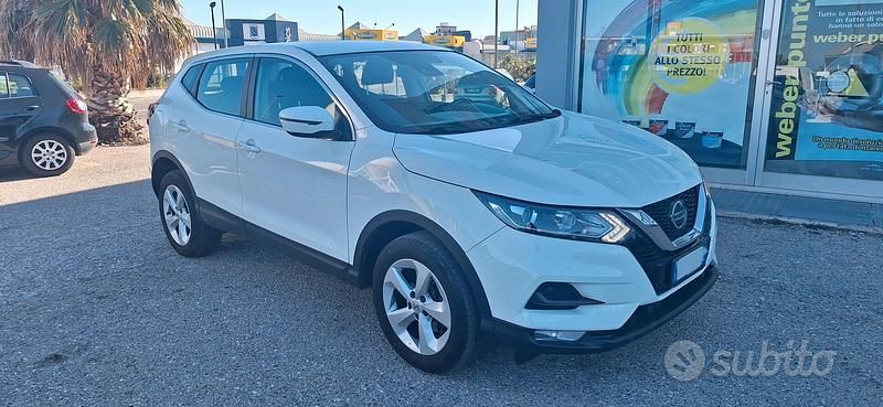 Bianco Usata 2020 Nissan Qashqai SUV | 16.500 € (Buon prezzo) - Immagine 1/4