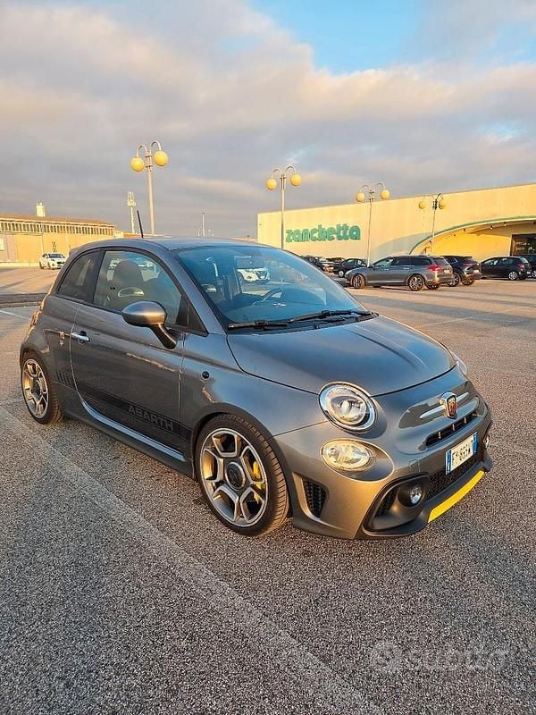 Usata Abarth 595 145 CV (106 kW) 2019 Grigio Berlina