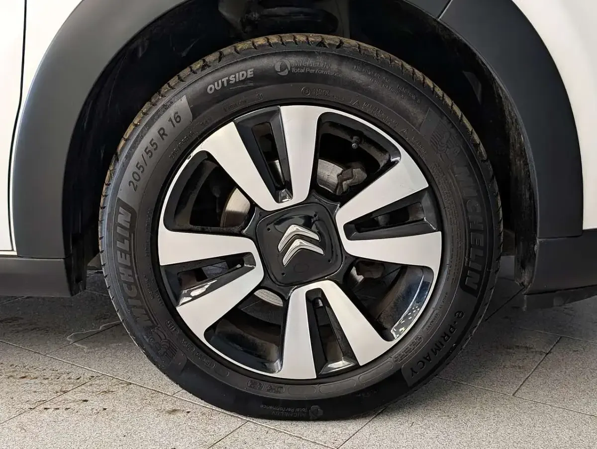 Gebraucht Citroën C3 PureTech 110 PS (80 kW) 2023 Weiß Kleinwagen