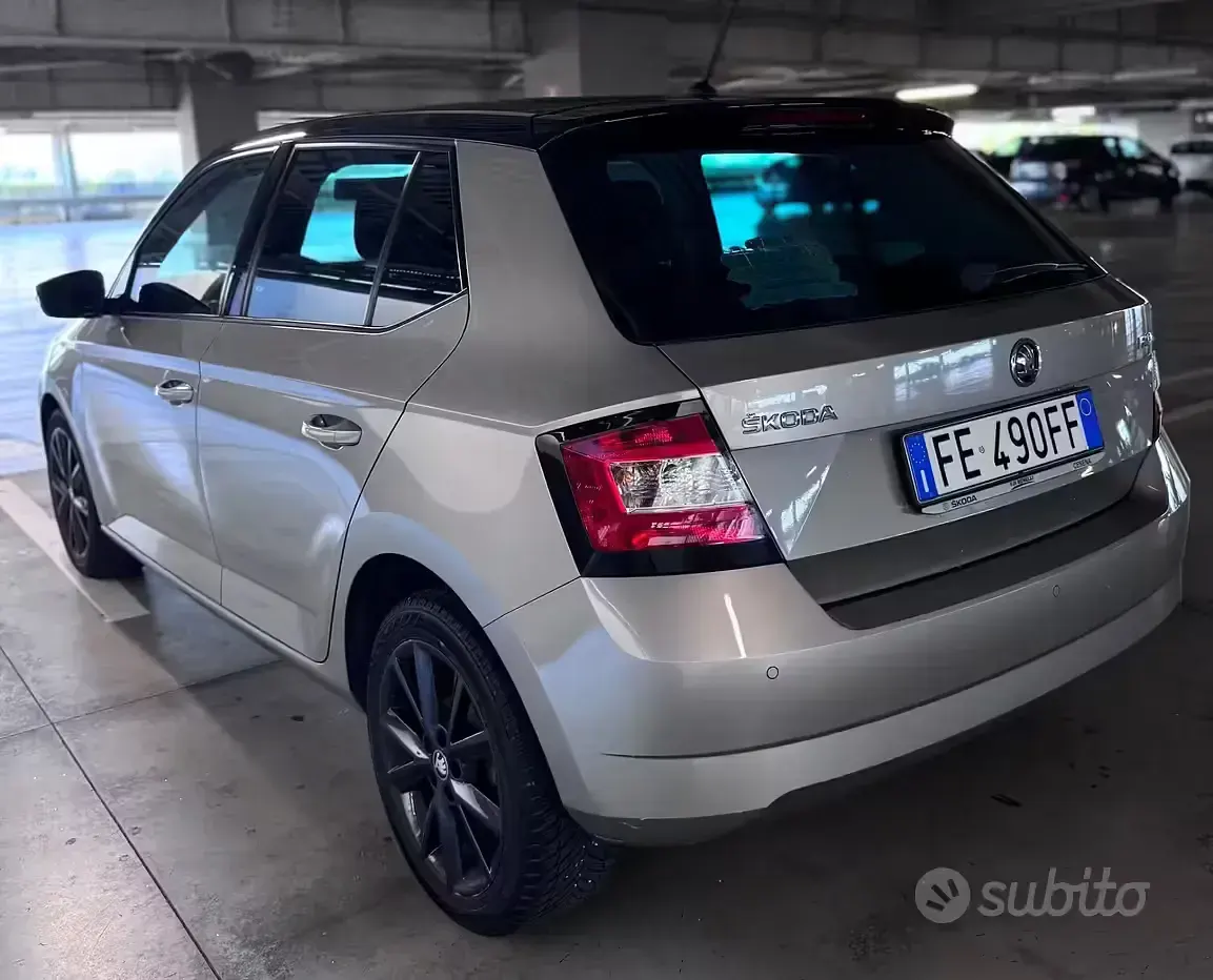 Usata Skoda Fabia Design Edition 75 CV (55 kW) 2016 Grigio Berlina