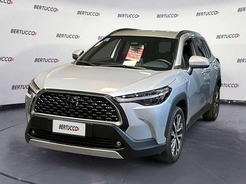 Usata Toyota Corolla Cross Trend 140 CV (102 kW) 2025 Argento SUV