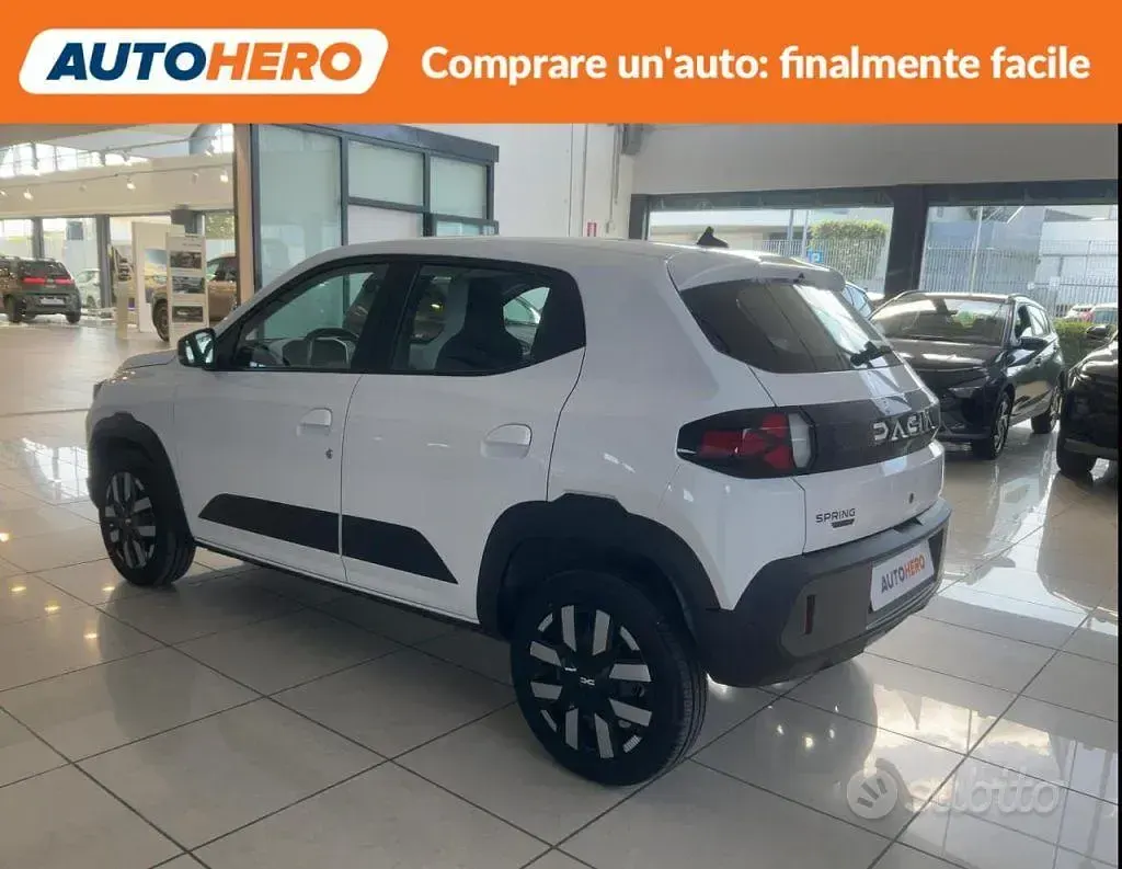 Occasion Dacia Spring Expression 19 kW (26 ch) 2025 Blanc Citadine